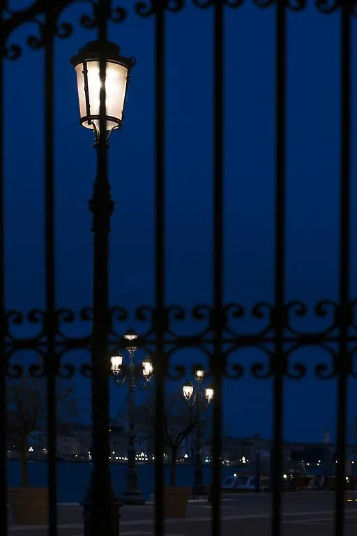 Molino Stucky Flat Apartment Venice