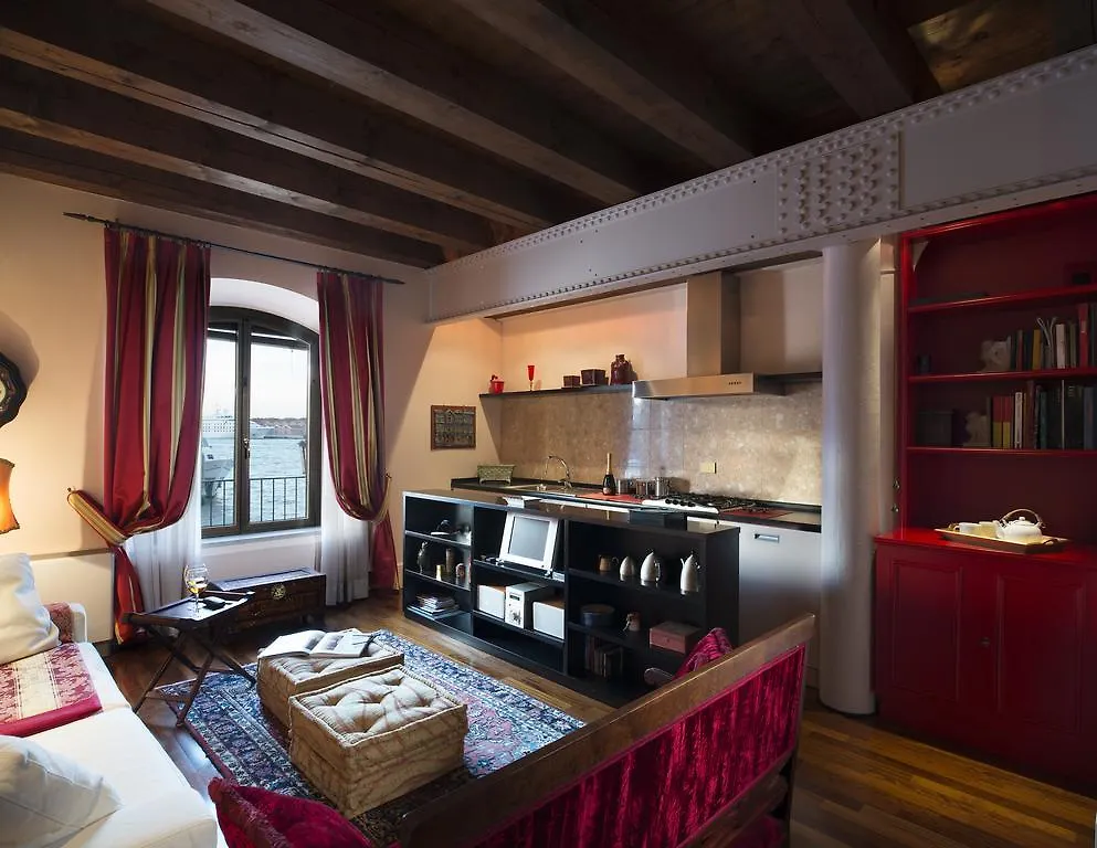 Molino Stucky Flat Apartment Venice