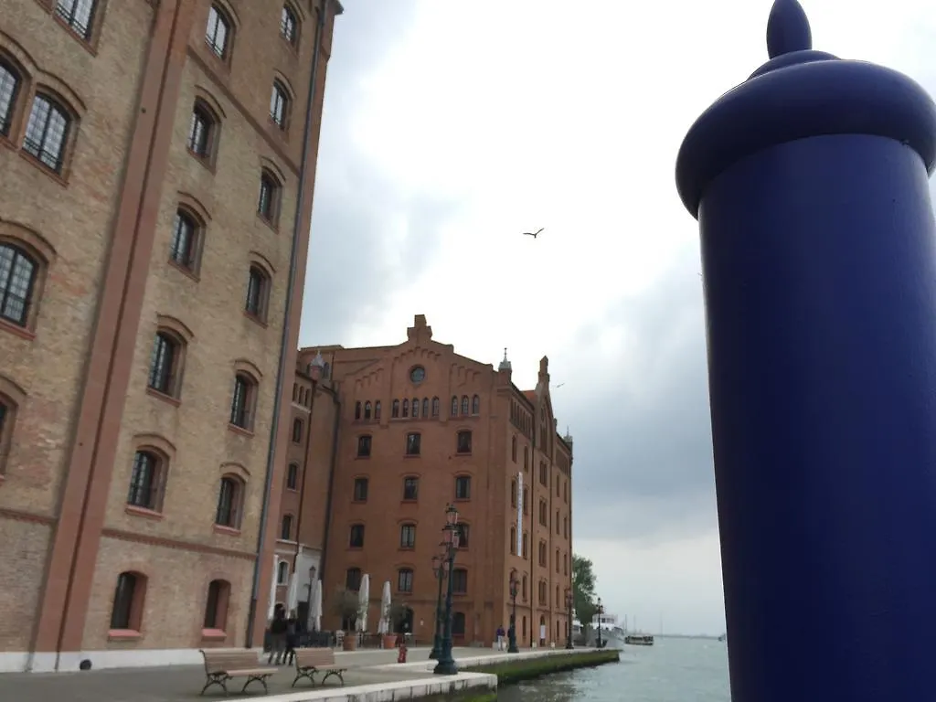 Molino Stucky Flat Apartment Venice